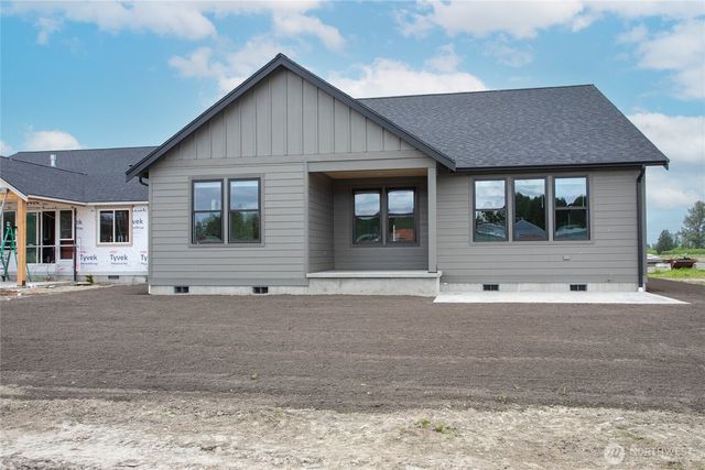 313 W 3rd Street, Everson, WA 98247