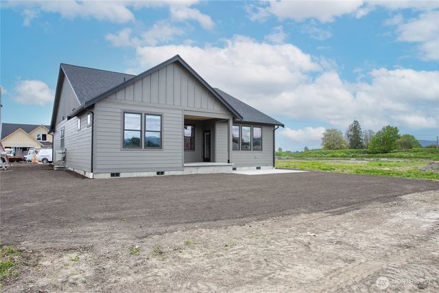 313 W 3rd Street, Everson, WA 98247