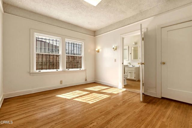 1425 W 48th Street, Los Angeles, CA 90062