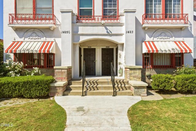 1425 W 48th Street, Los Angeles, CA 90062