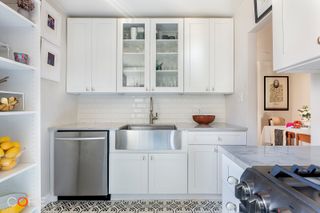 930 E 7th Street # 6C, New York City, NY 11230