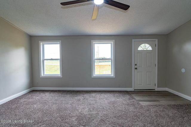 697 Rineyville-Big Springs Rd, Radcliff, KY 40160