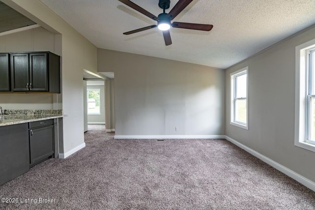 697 Rineyville-Big Springs Rd, Radcliff, KY 40160