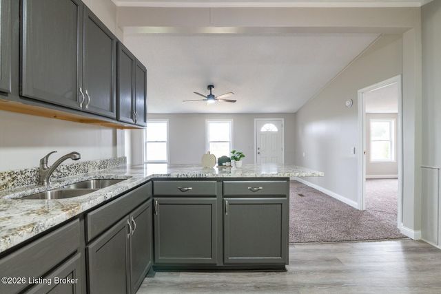 697 Rineyville-Big Springs Rd, Radcliff, KY 40160