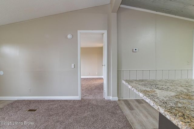 697 Rineyville-Big Springs Rd, Radcliff, KY 40160