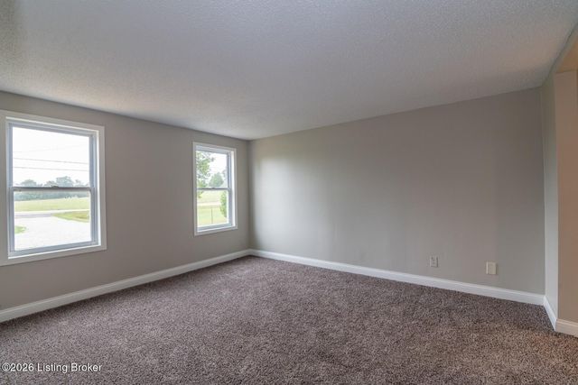 697 Rineyville-Big Springs Rd, Radcliff, KY 40160