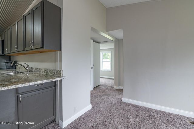 697 Rineyville-Big Springs Rd, Radcliff, KY 40160