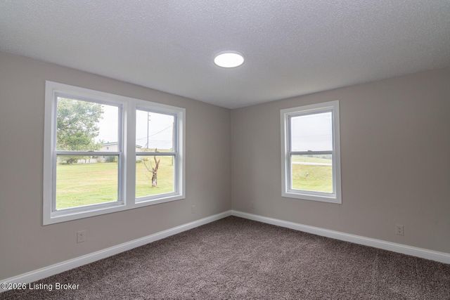 697 Rineyville-Big Springs Rd, Radcliff, KY 40160