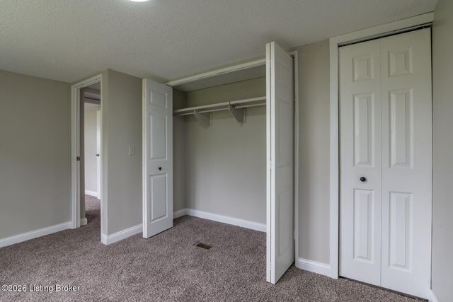 697 Rineyville-Big Springs Rd, Radcliff, KY 40160