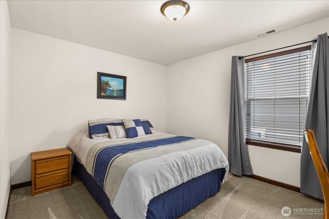 1630 SW Carnegie Street, Oak Harbor, WA 98277