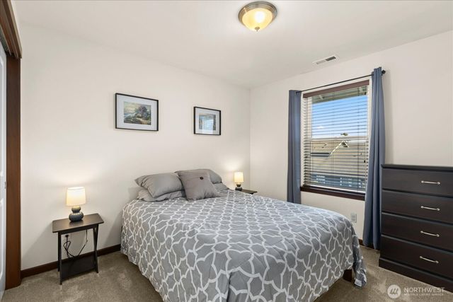 1630 SW Carnegie Street, Oak Harbor, WA 98277