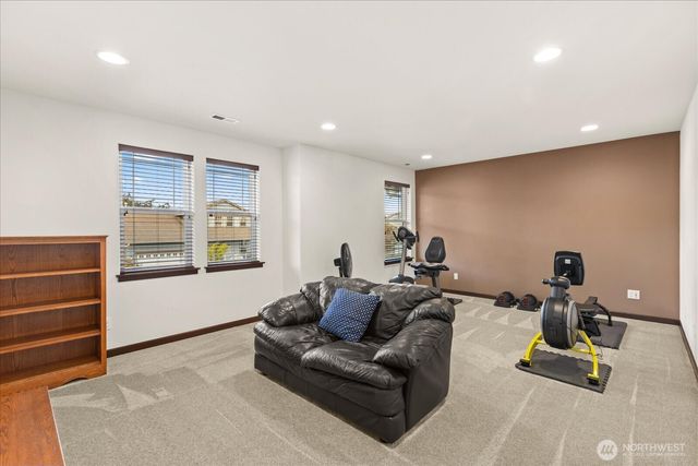 1630 SW Carnegie Street, Oak Harbor, WA 98277