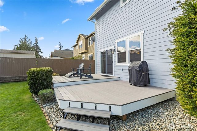 1630 SW Carnegie Street, Oak Harbor, WA 98277