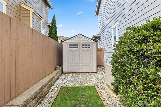 1630 SW Carnegie Street, Oak Harbor, WA 98277
