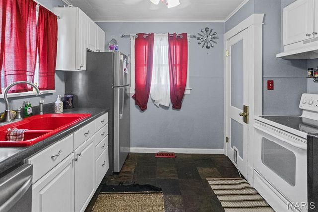 644 N 1st Street, Wood River, IL 62095