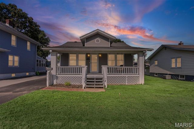 644 N 1st Street, Wood River, IL 62095