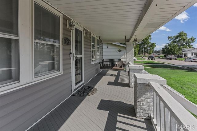 644 N 1st Street, Wood River, IL 62095