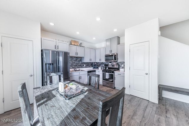 8830 Wolf Moon Drive, Reno, NV 89506