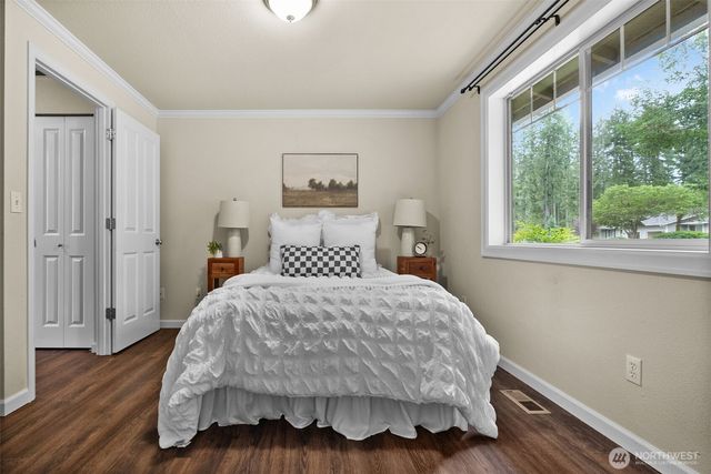 13913 37th Avenue Ct NW, Gig Harbor, WA 98332