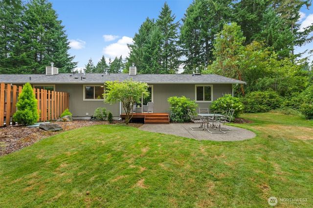 13913 37th Avenue Ct NW, Gig Harbor, WA 98332