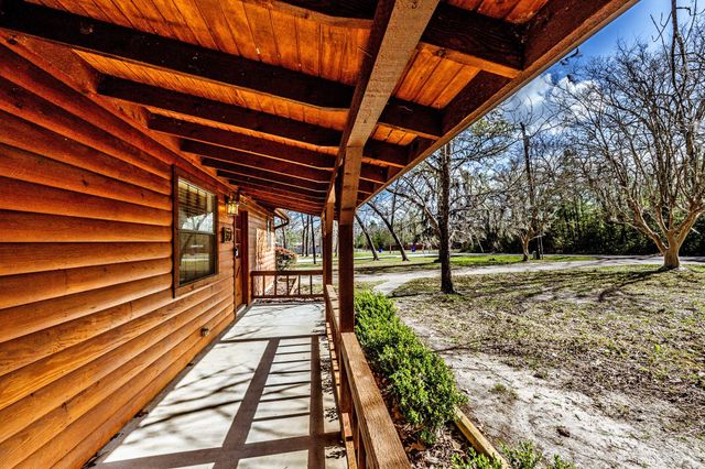 310 Marla Circle, Huntsville, TX 77320