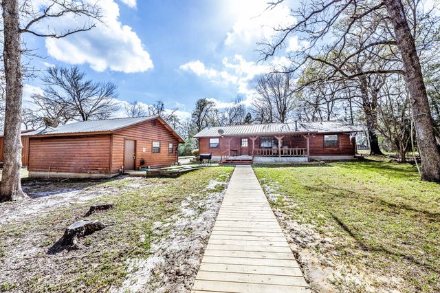 310 Marla Circle, Huntsville, TX 77320