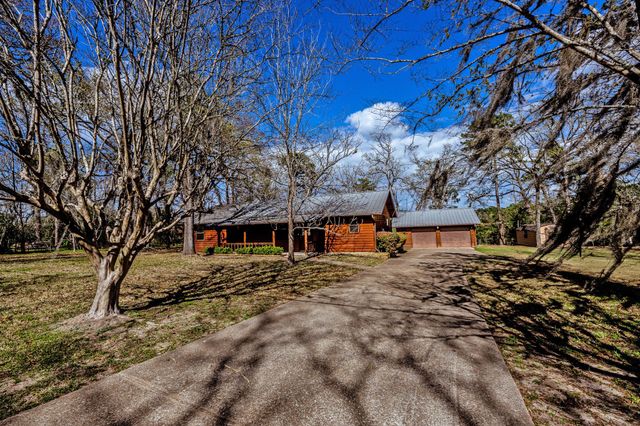 310 Marla Circle, Huntsville, TX 77320