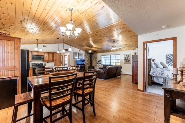 310 Marla Circle, Huntsville, TX 77320