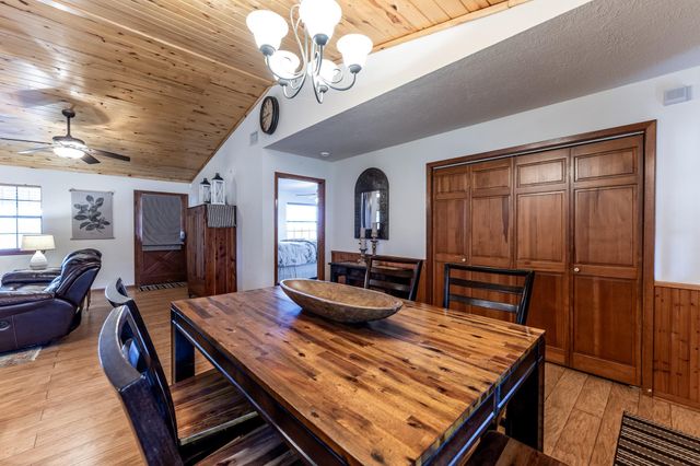 310 Marla Circle, Huntsville, TX 77320