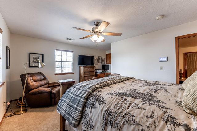 310 Marla Circle, Huntsville, TX 77320