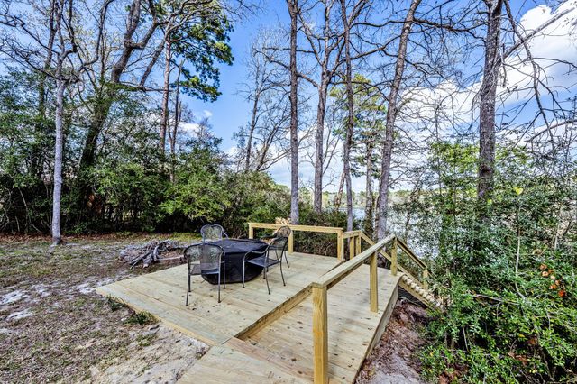 310 Marla Circle, Huntsville, TX 77320