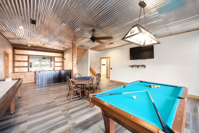 685 River Oaks Dr, Big Sandy, TN 38221