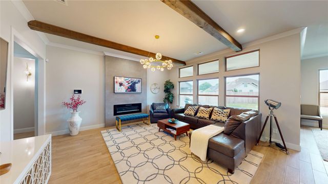 1520 Bent Creek Drive, Cleburne, TX 76033