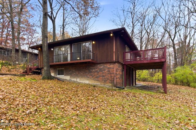 3300 Pin Oak Dr, La Grange, KY 40031