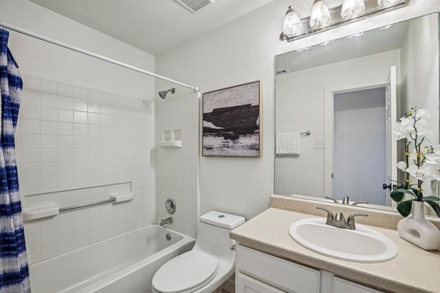 121 Orion CV, Kyle, TX 78640