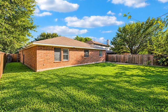 121 Orion CV, Kyle, TX 78640