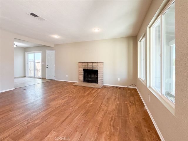 40205 162nd E, Palmdale, CA 93591
