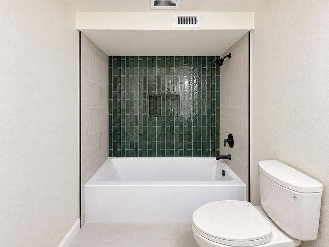 526 N Post Oak Lane, Houston, TX 77024