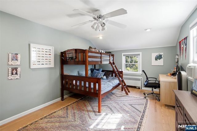 11 Monroe Avenue, Roseland, NJ 07068