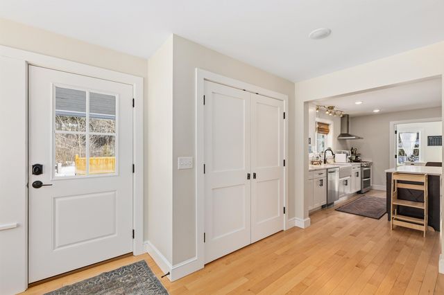 29 Bonds Corner Road, Hancock, NH 03449