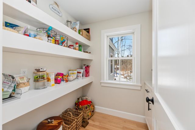 29 Bonds Corner Road, Hancock, NH 03449