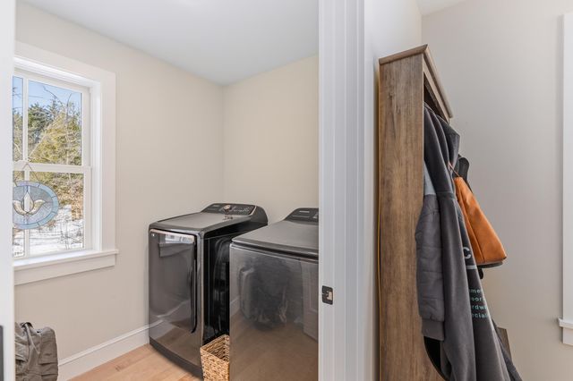 29 Bonds Corner Road, Hancock, NH 03449