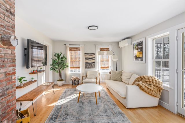 29 Bonds Corner Road, Hancock, NH 03449