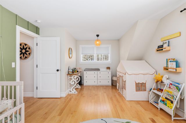 29 Bonds Corner Road, Hancock, NH 03449