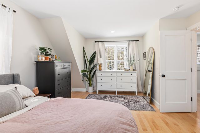 29 Bonds Corner Road, Hancock, NH 03449