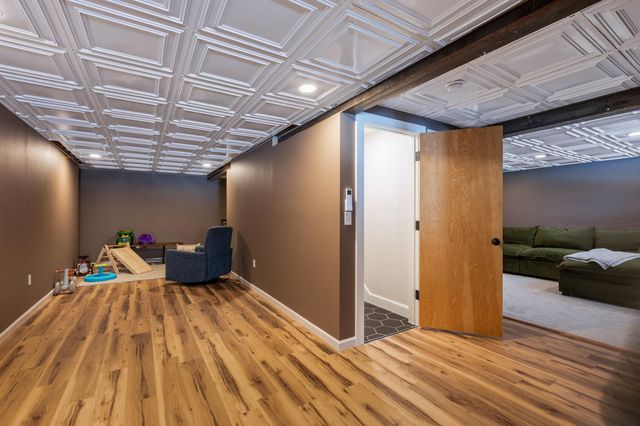 29 Bonds Corner Road, Hancock, NH 03449