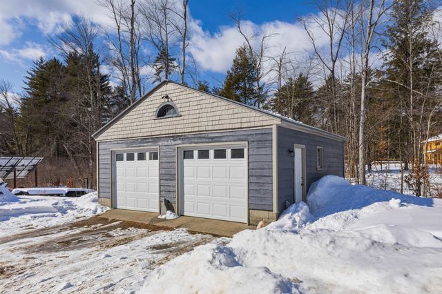 29 Bonds Corner Road, Hancock, NH 03449