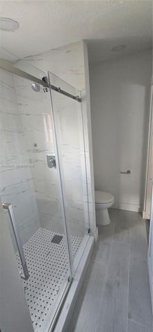 320 N 70th Terrace, Hollywood, FL 33024