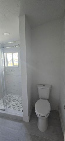 320 N 70th Terrace, Hollywood, FL 33024