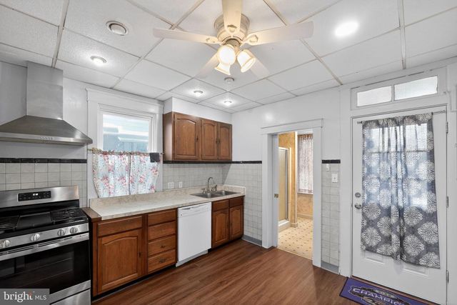 1258 LINDEN AVE, Halethorpe, MD 21227